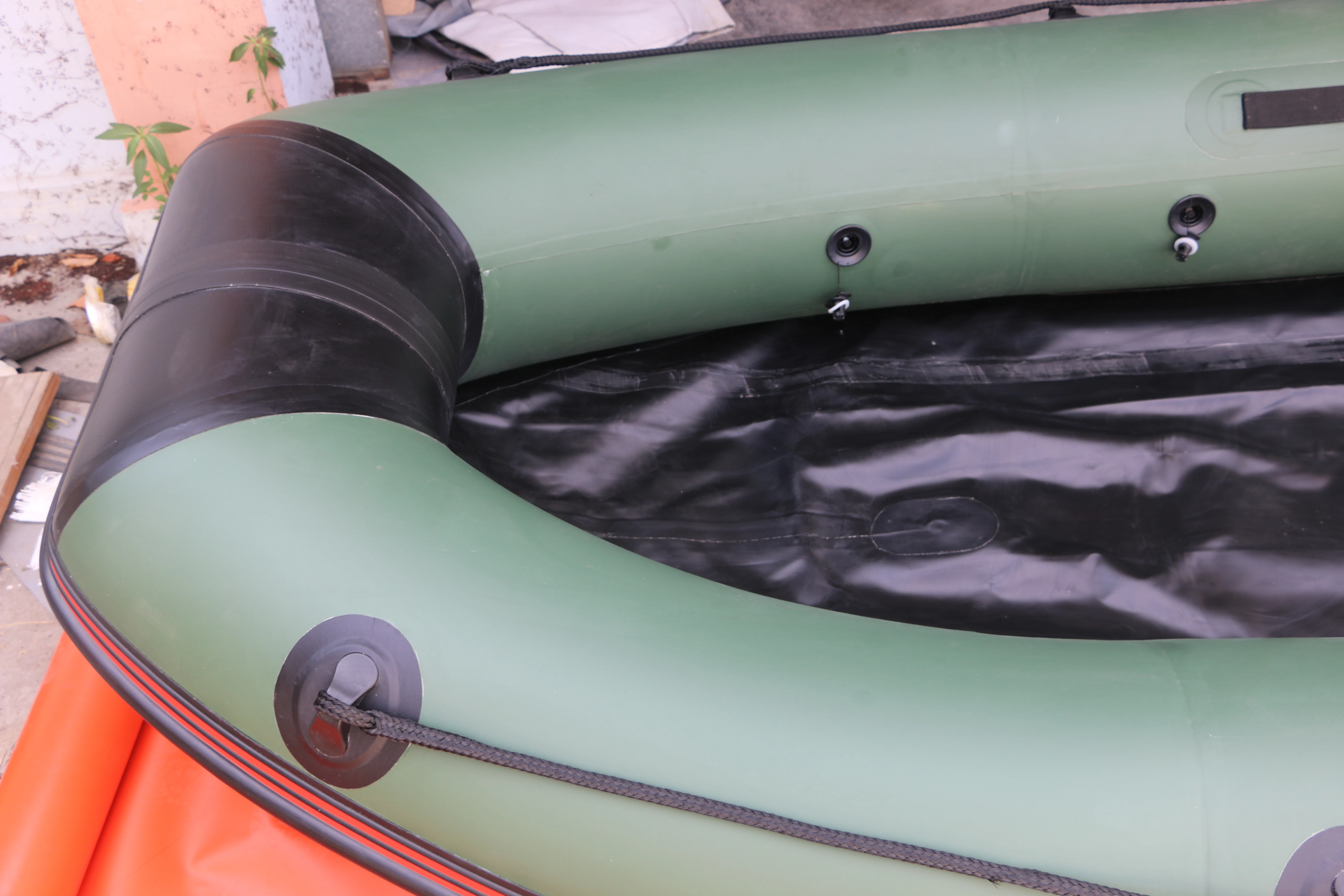 OEM factory 380cm inflatable Rowing boats 2 3 4 5 6 Person Inflatable Kayak Fishing Boat Custom PVC Hypalon