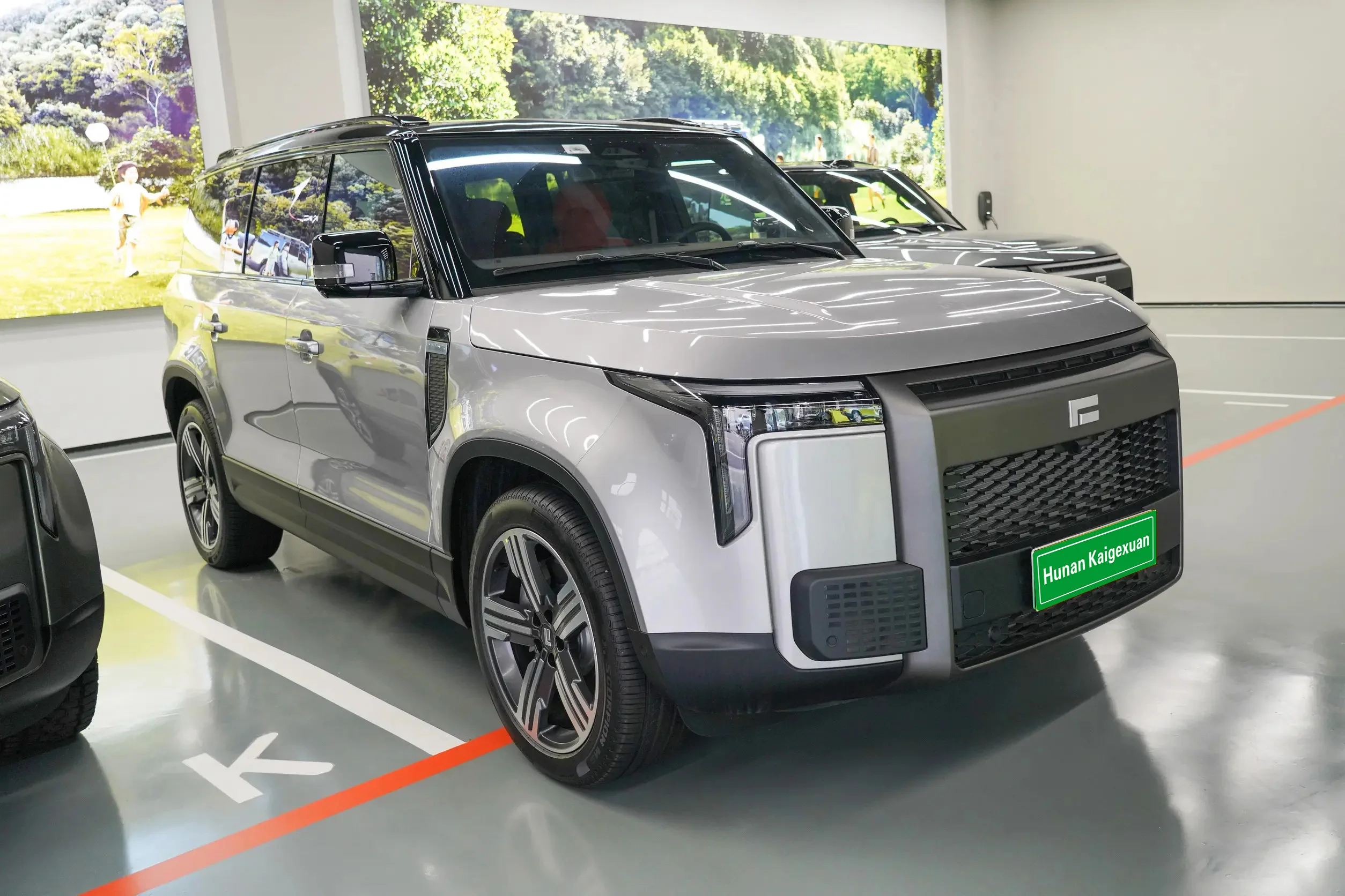 Новый автомобиль 2024 BAIC JISHI 01 расширенный диапазон среднего и большого класса люкс 6-местный внедорожник гибридный