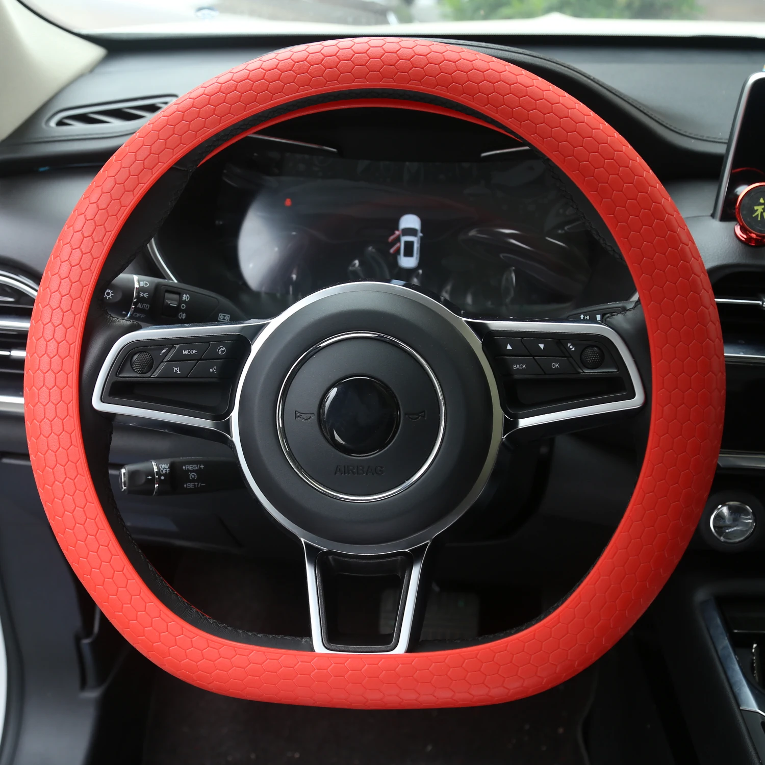 Honeycomb Pattern Cheap Colorful Pink Purple Blue Black Plastic Rubber Resin Silicone Steering Wheel Covers