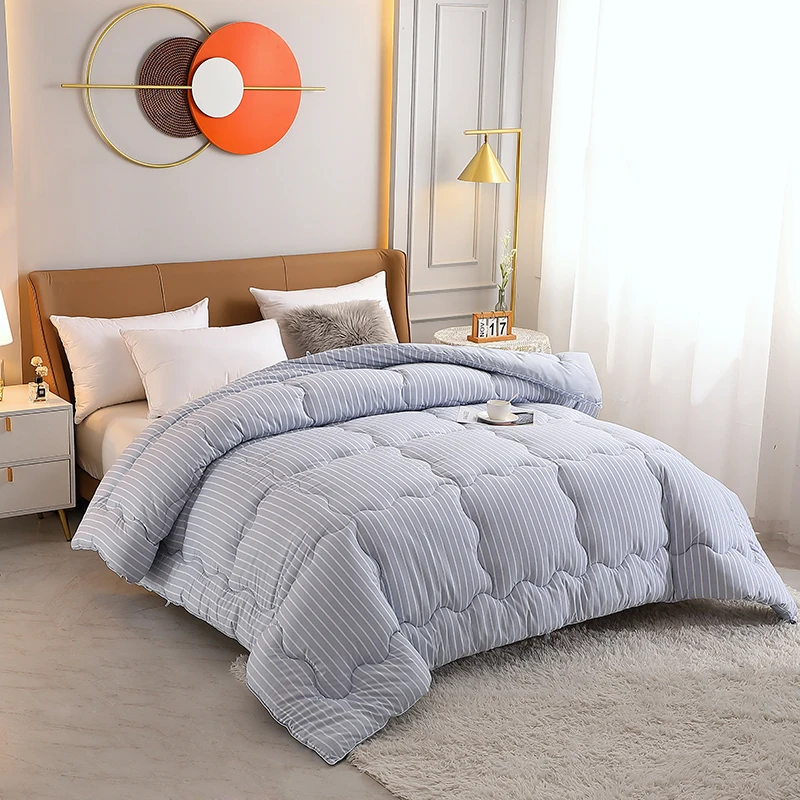Luxury Comforter Filler 100% Polyester Filling King Queen Twin Comforter Warm Soft winter bed quilt in a bag made in china