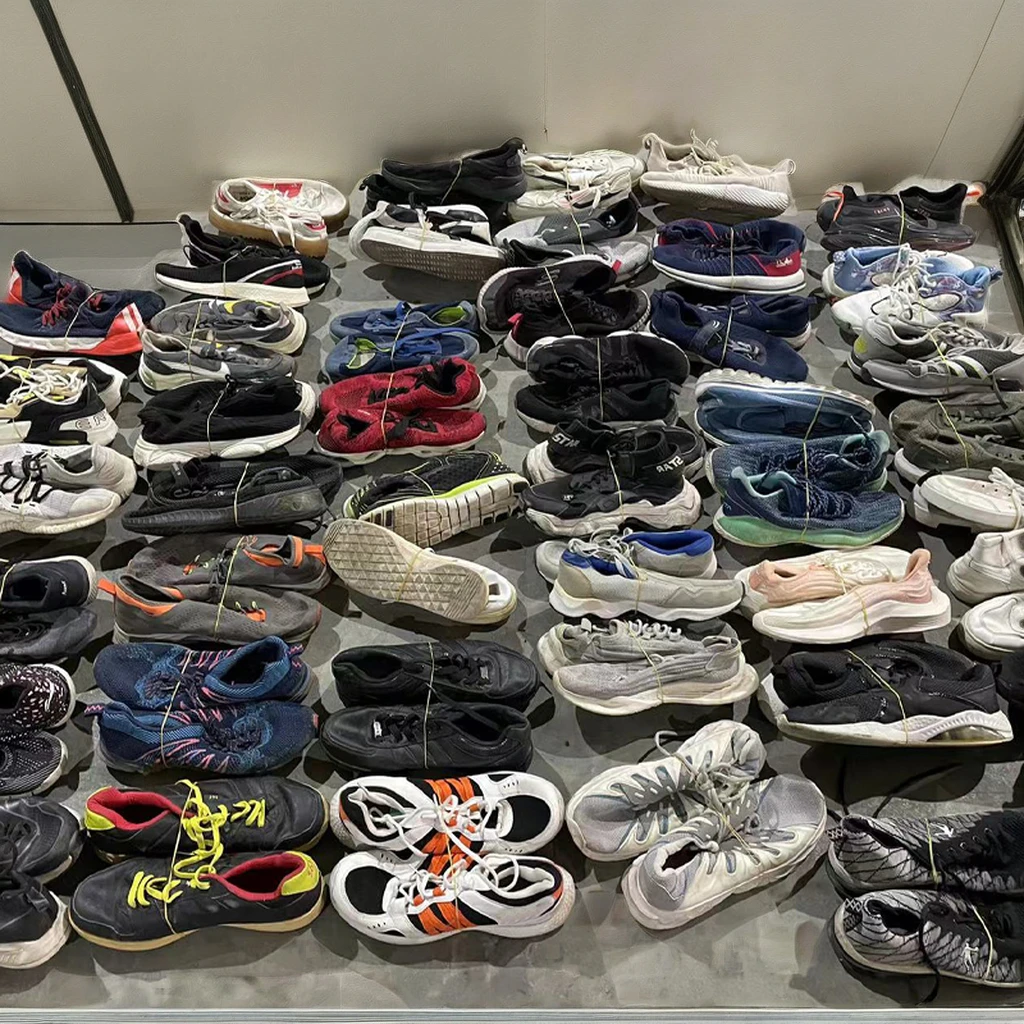 Wholesale used Soccer Shoes For Sale Cheap Price Football Shoes Soccer Boot used sneakers