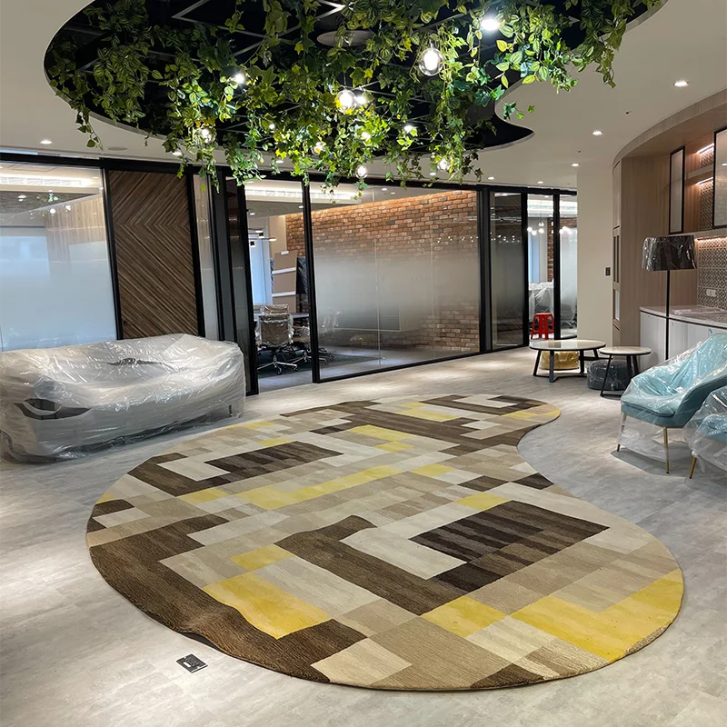 
Customized Irregular Shape Wool Nylon Visecose Bamboo Silk Hand Tufted Carpet 