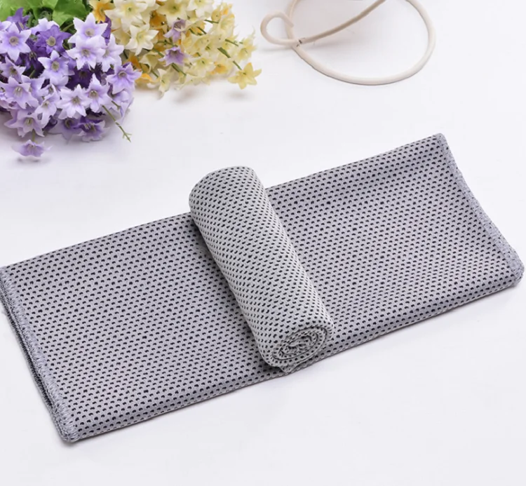 Полотенце из микрофибры с мгновенным охлаждением и логотипом на