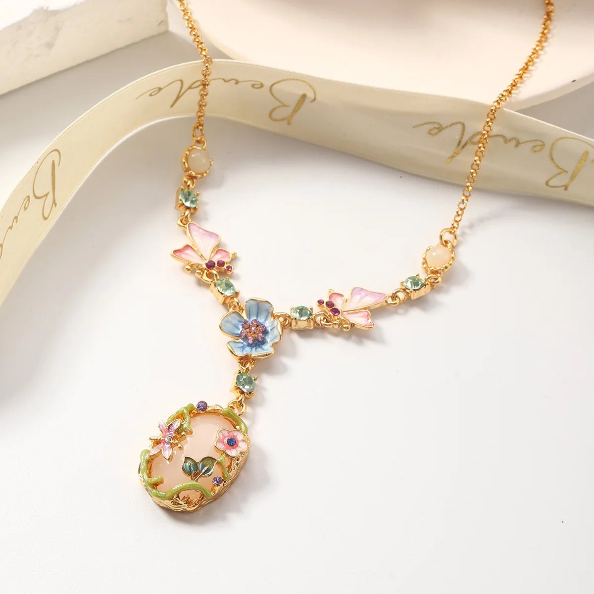 Wholesale Enamel Dainty Bead Rhinestone Necklace Monet Garden Butterfly Flower Oval Pendant Necklace