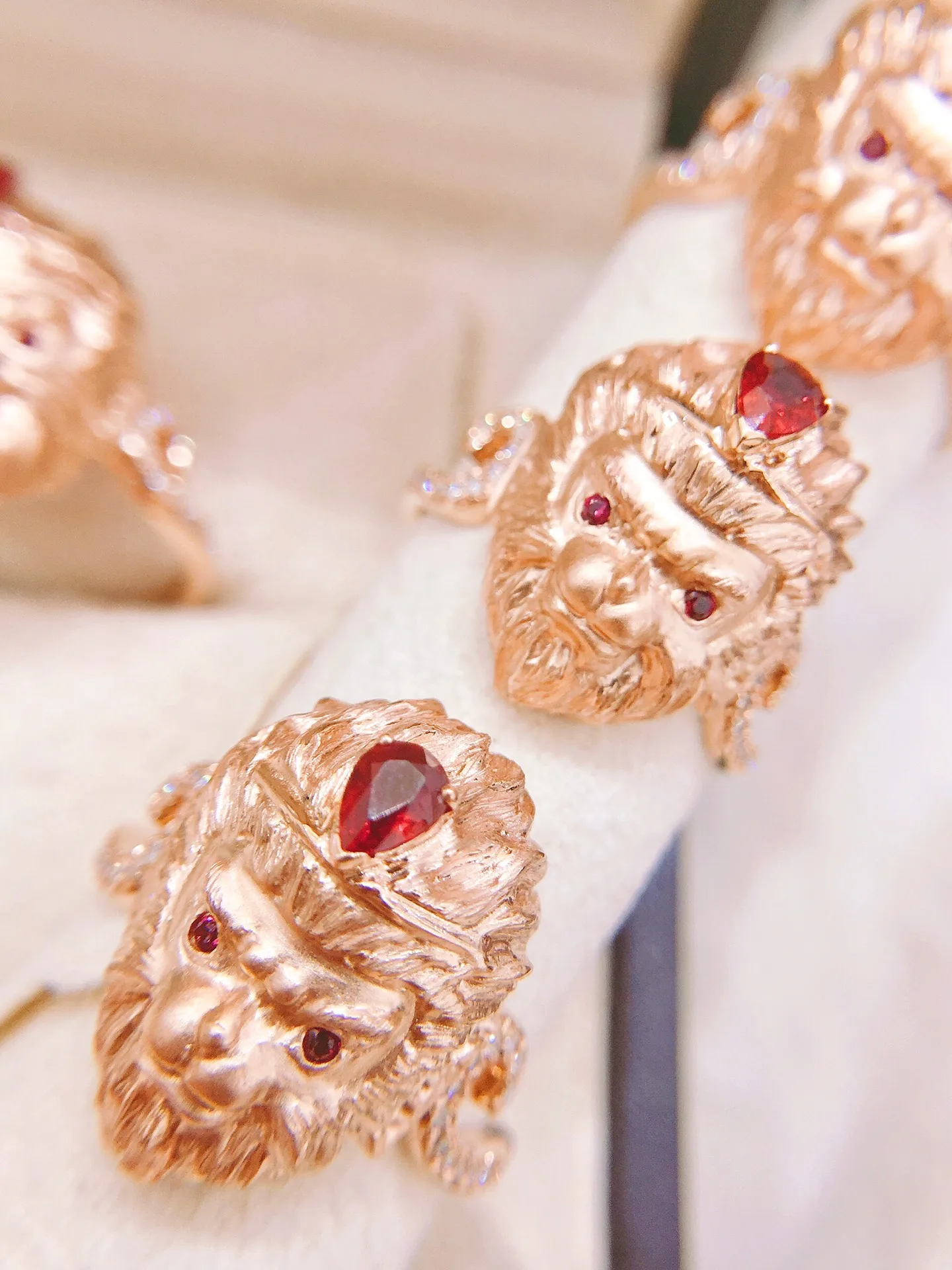 18k Gold Monkey King Ruby Natural Diamond Gemstone Real Gold Ring