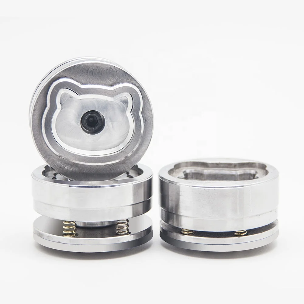 Горячая Распродажа, Высококачественная сменная машина для изготовления значков в форме кошки