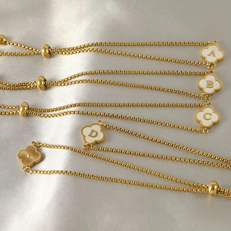 SL23111 Adjustable Non Tarnish 18K Gold Plated Stainless Steel Shell Four Leaf Clover Letter Bracelet For Women