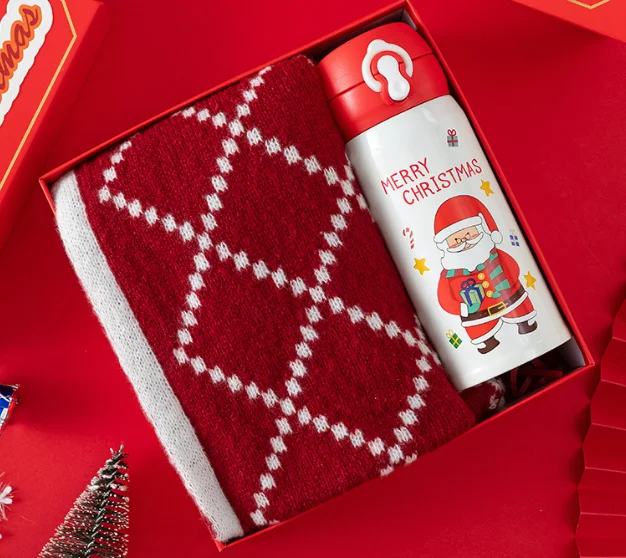 Hot Selling  Gift Box for Christmas Kids Women Friends Mom Cup Scarf Candles Tree Favorable Low Price with Decoration