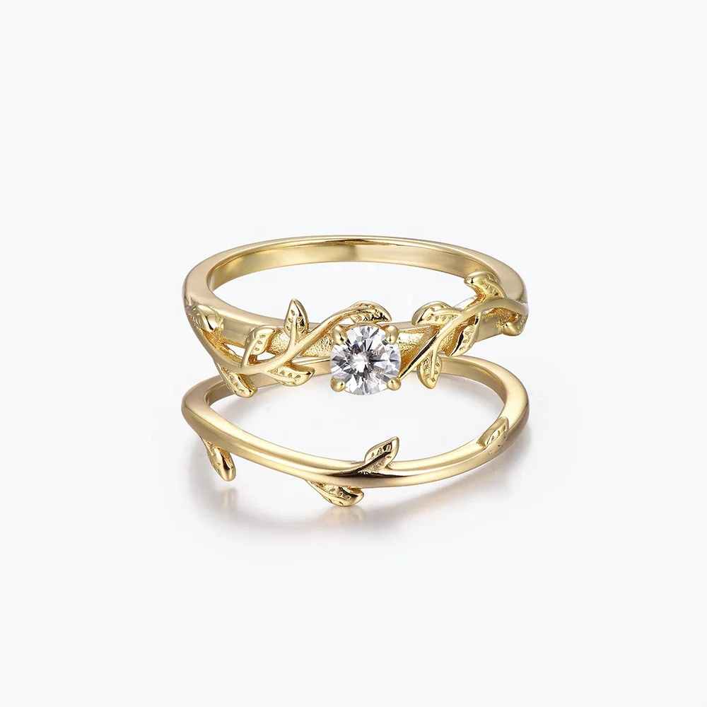 Minimalist Winding Willow Moissanite Engagement Ring And Willow Twig Wedding Ring