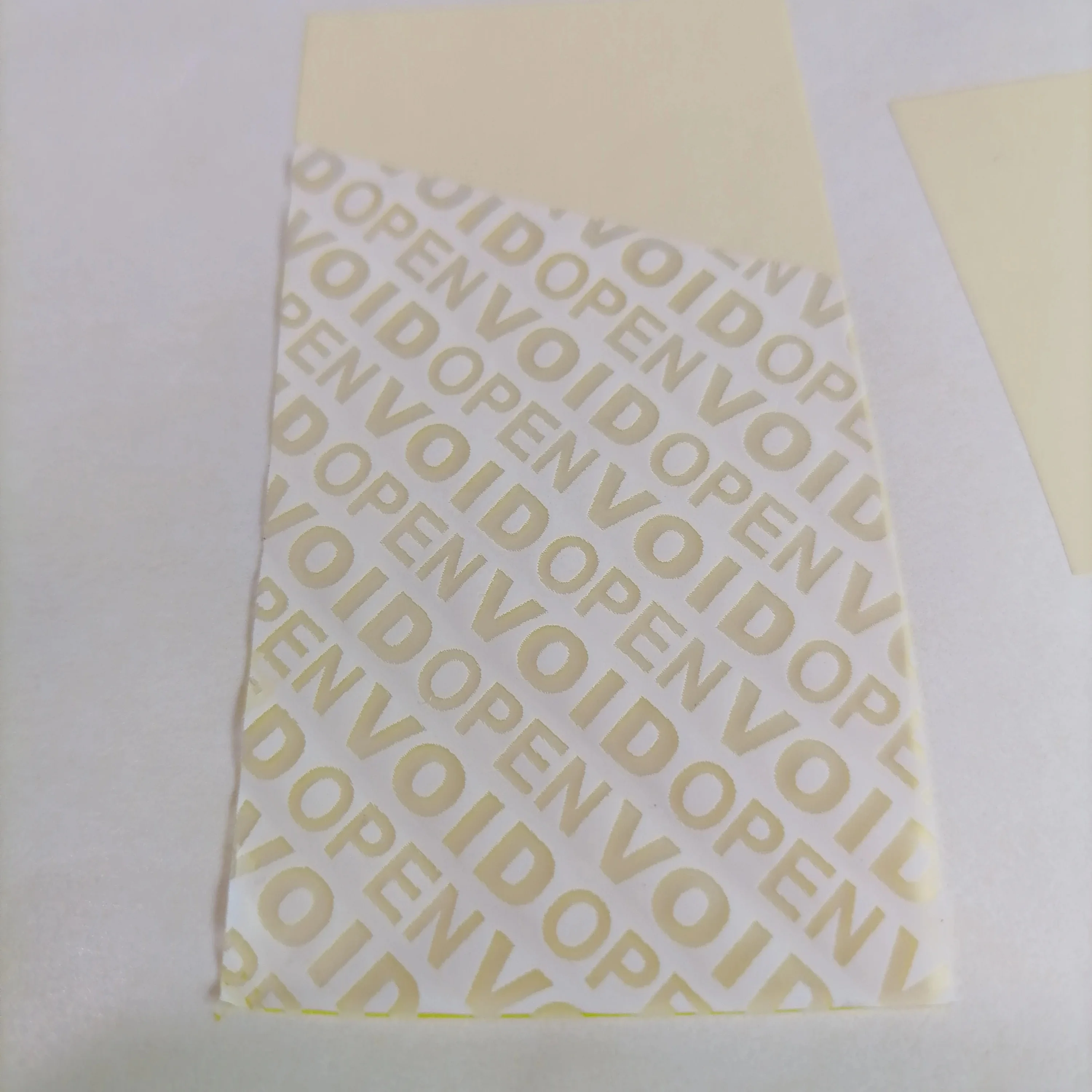 White Matt OPEN VOID Paper Label with Residue Total Transfer