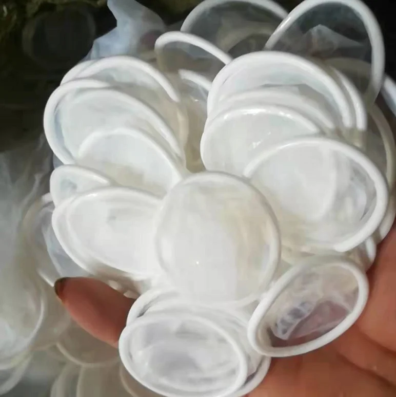 China Zhejiang Polyurethane Condom Factory Direct Sale Customized Latex Condom Processing Red, Green, Milky White OEM Condoms