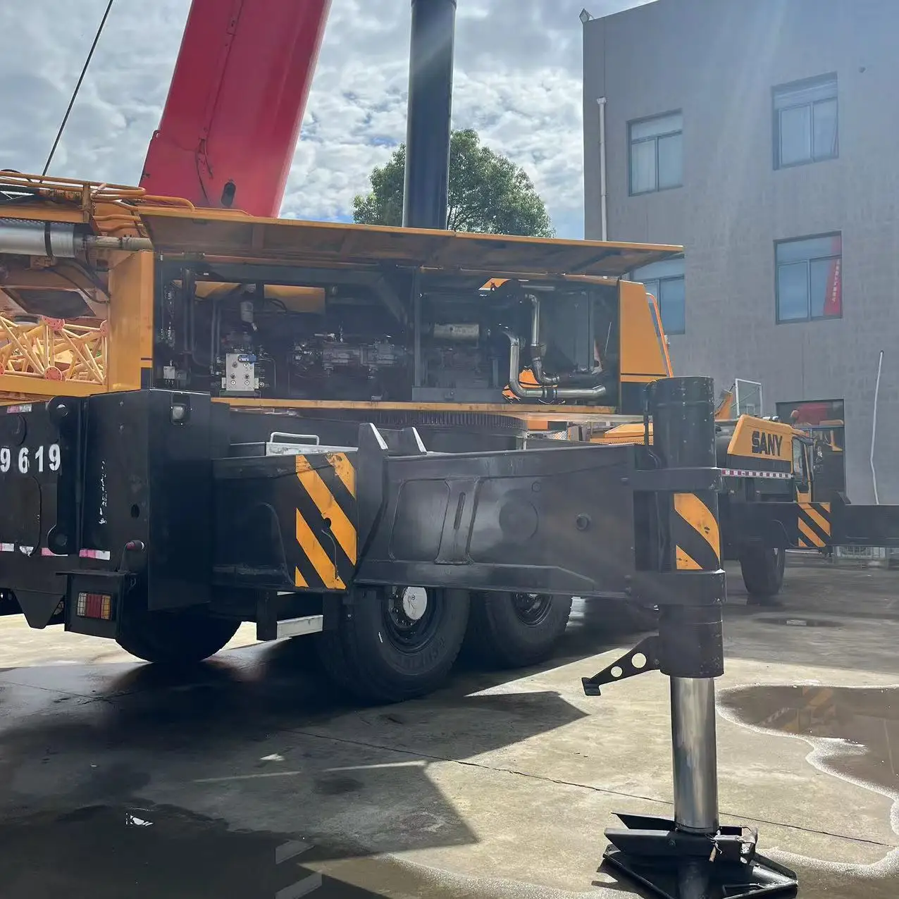 China Famous SANY QAY220 Second Hand Truck Crane 220 Tons Lifting