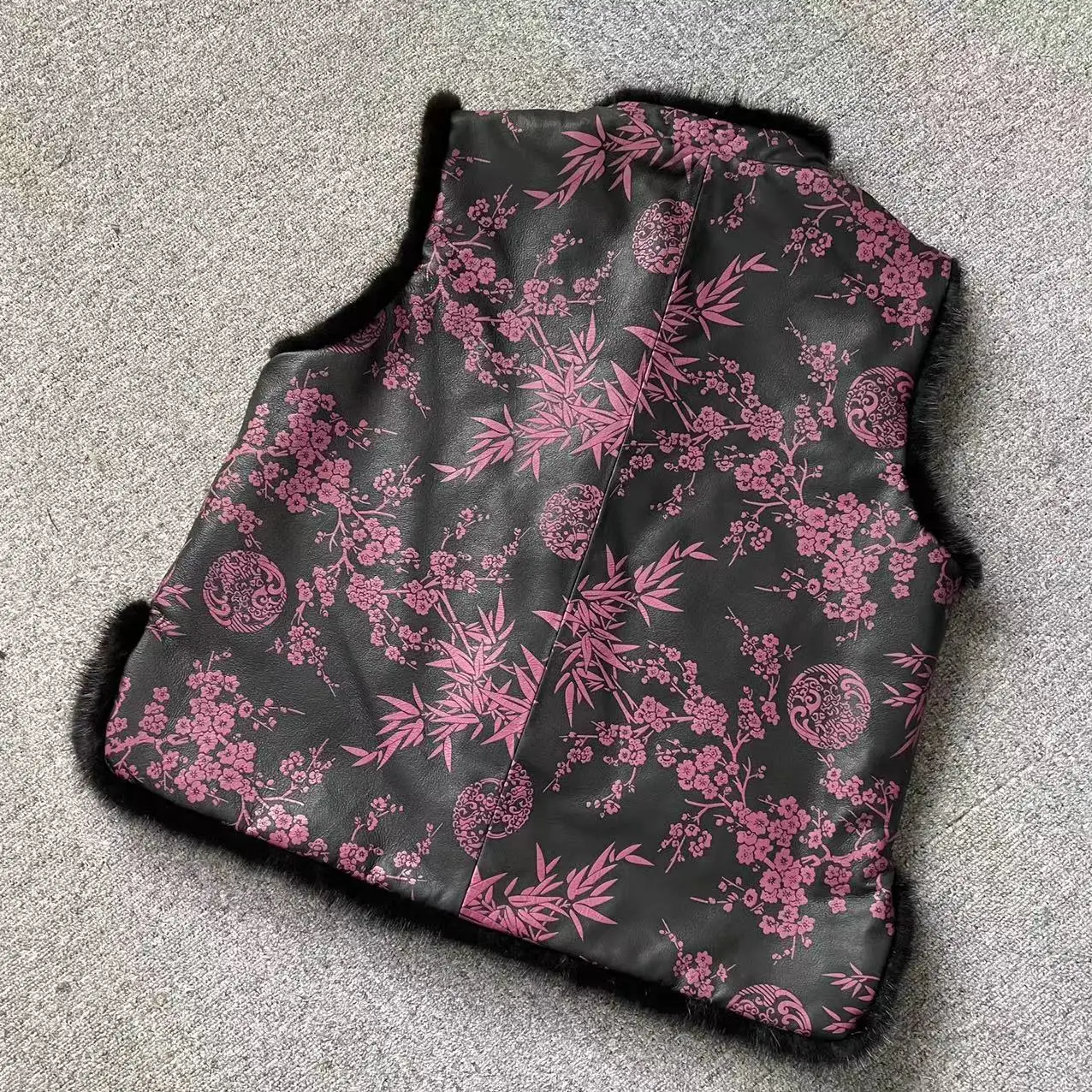 Neo Chinese Style Fashion Women Warm Vest Mink Fur Silk Cotton Filling Sheepskin Leather With Printing Waistcoat