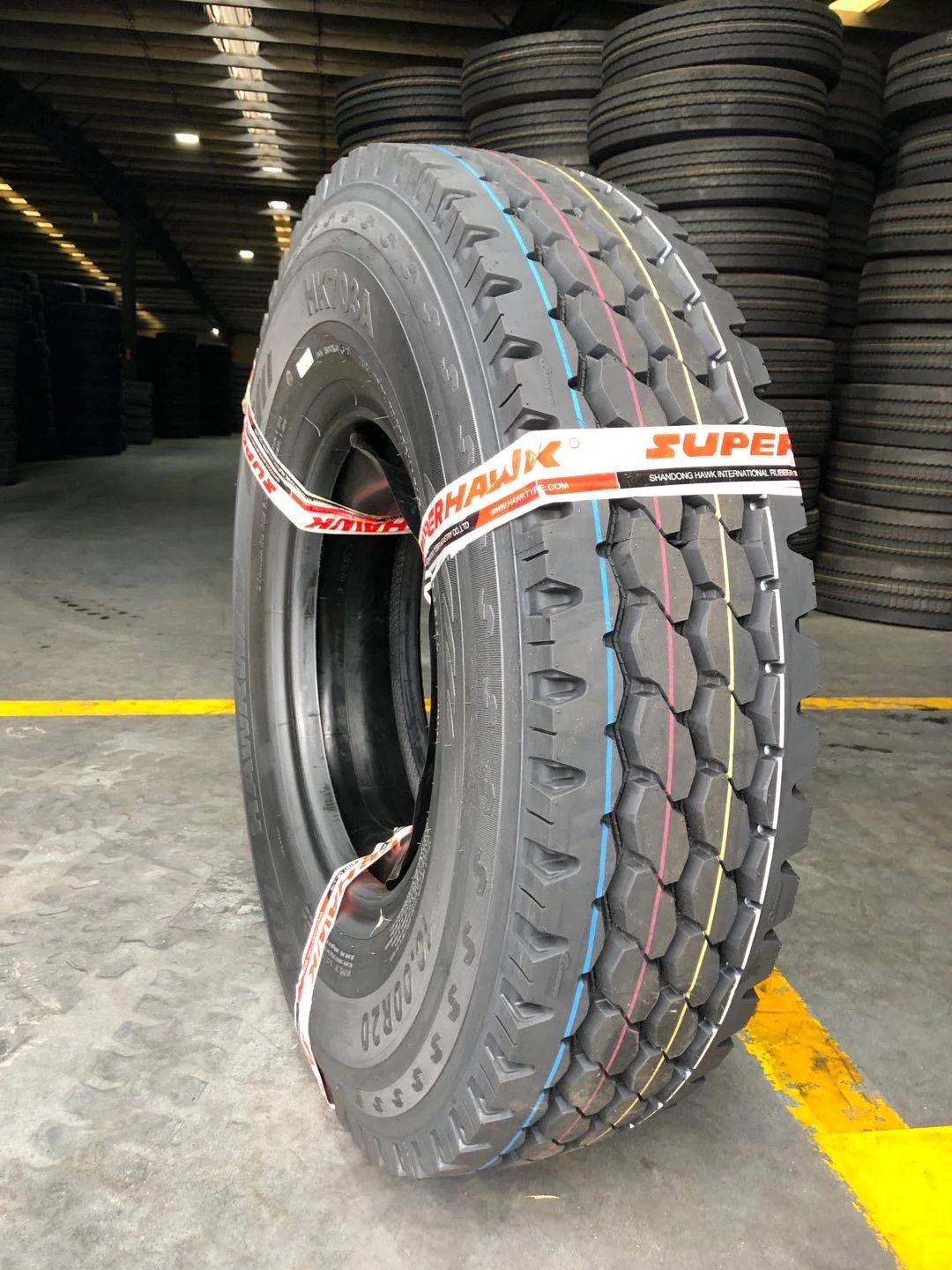HAWKWAY/llantas New Commercial Truck Tires 10.00R20 Heavy Duty 8.25R20 9.00R20 11.00R20