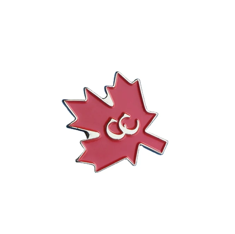 
 Штампованная форма канадского Красного кленового листа с буквой CC логотип значок брошь  