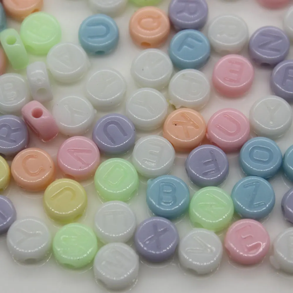 2018 дешевые 3*7 мм акриловые пастельные плоские круглые буквы алфавита бусины для изготовления ювелирных изделий браслетов