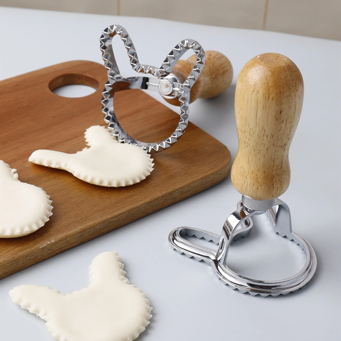 Easter series bunny rabbit shape hot sale ravioli make maker dumpling press