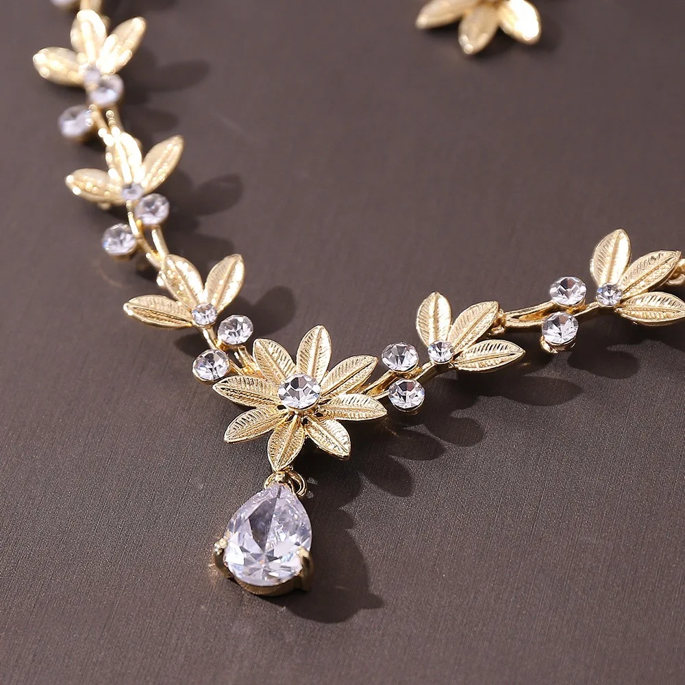 Tiaras and Crowns for Women Tiaras Earrings Necklace Crystal Bridal Jewelry Set Costume Party Prom Pageant Jewelry for Women