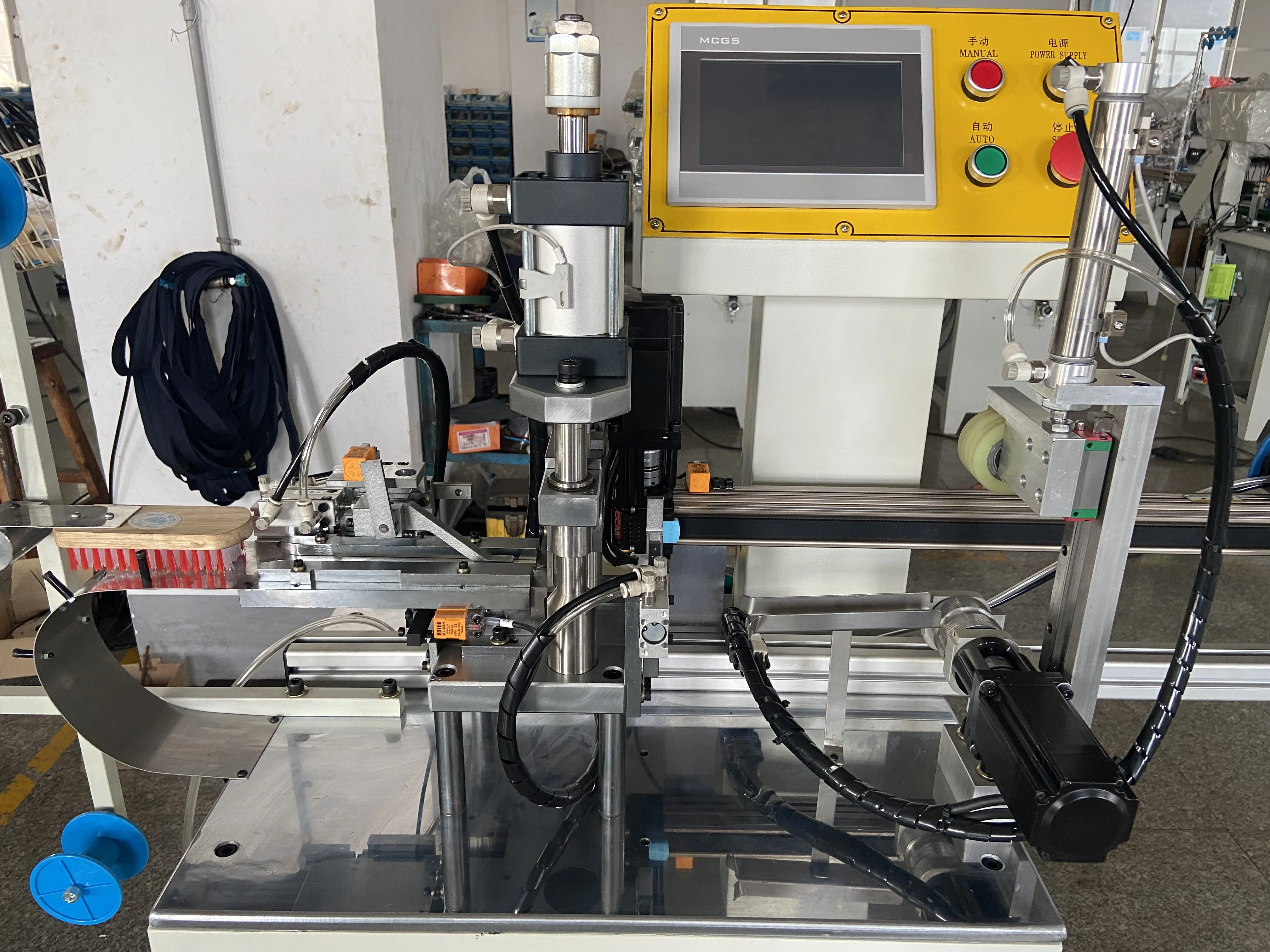 best china manufacturer clothes zipper machine custom auto aclinic cutting machine wholesale nylon zipper machines