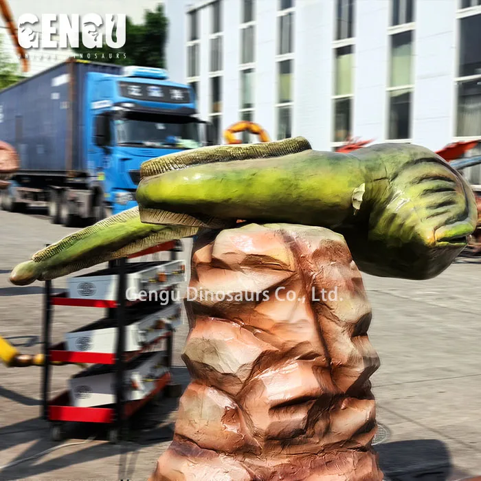 3D Life Size Animatronic Marine Organism Model Artificial Eel Model For Waterpark