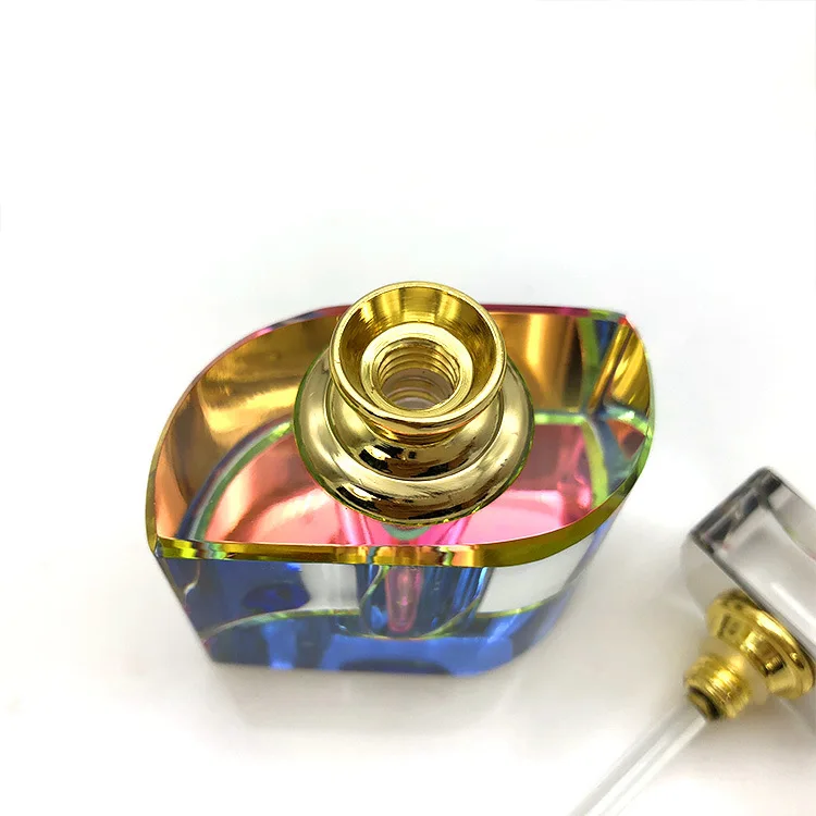 Wholesale Personalized 6ml Empty Crystal Decorative Luxury Crystal Fragrance Oil Perfume Attar Bottle