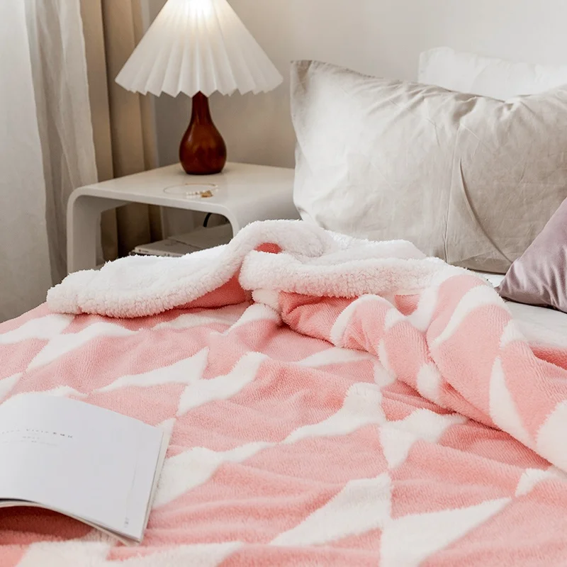 
100% polyester newest jacquard flannel blanket 