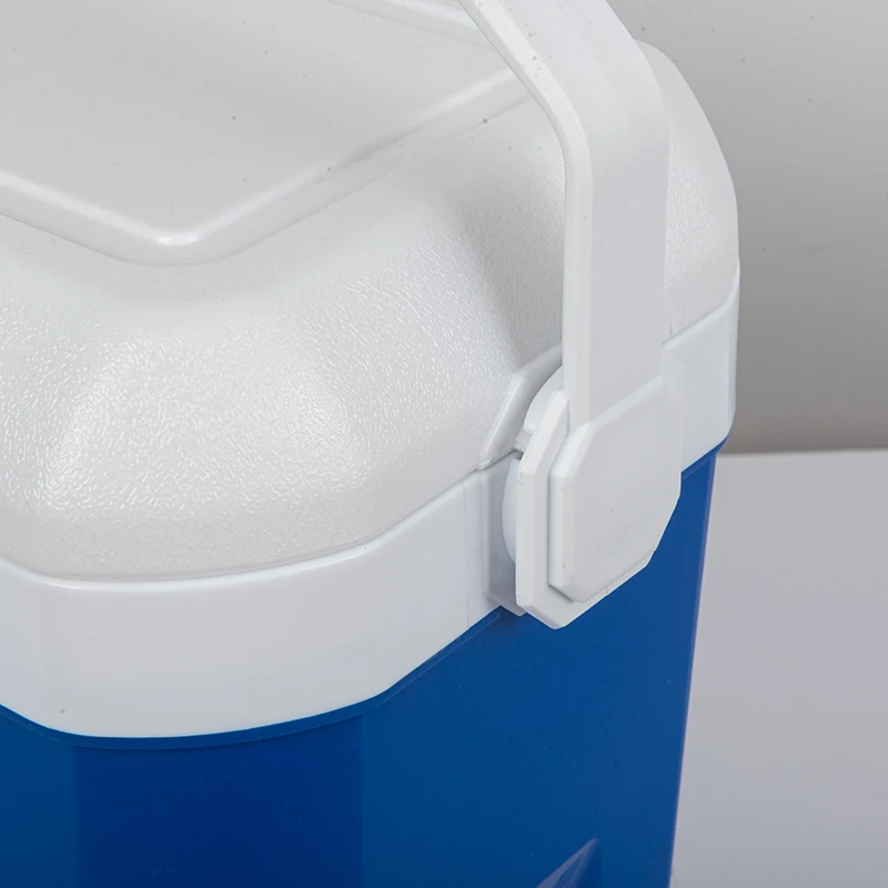 Customized Outdoor Camping Large Capacity Portable Refrigerator Insulated Storage Ice Cooler Box With Detachable Cover