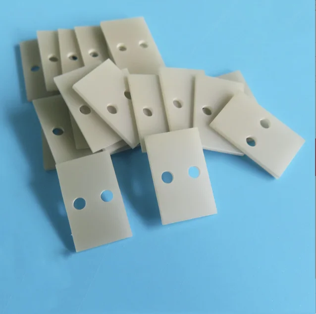 Высокая теплопроводность лазерная резка алюминия нитрид керамическая пластина AlN подложка