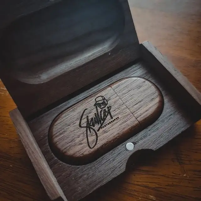 Custom USB Flash Drive Wedding Memory Box Personalized Wood Storage Case for Couple Gift Unique Wedding Usb Keepake Gift Set