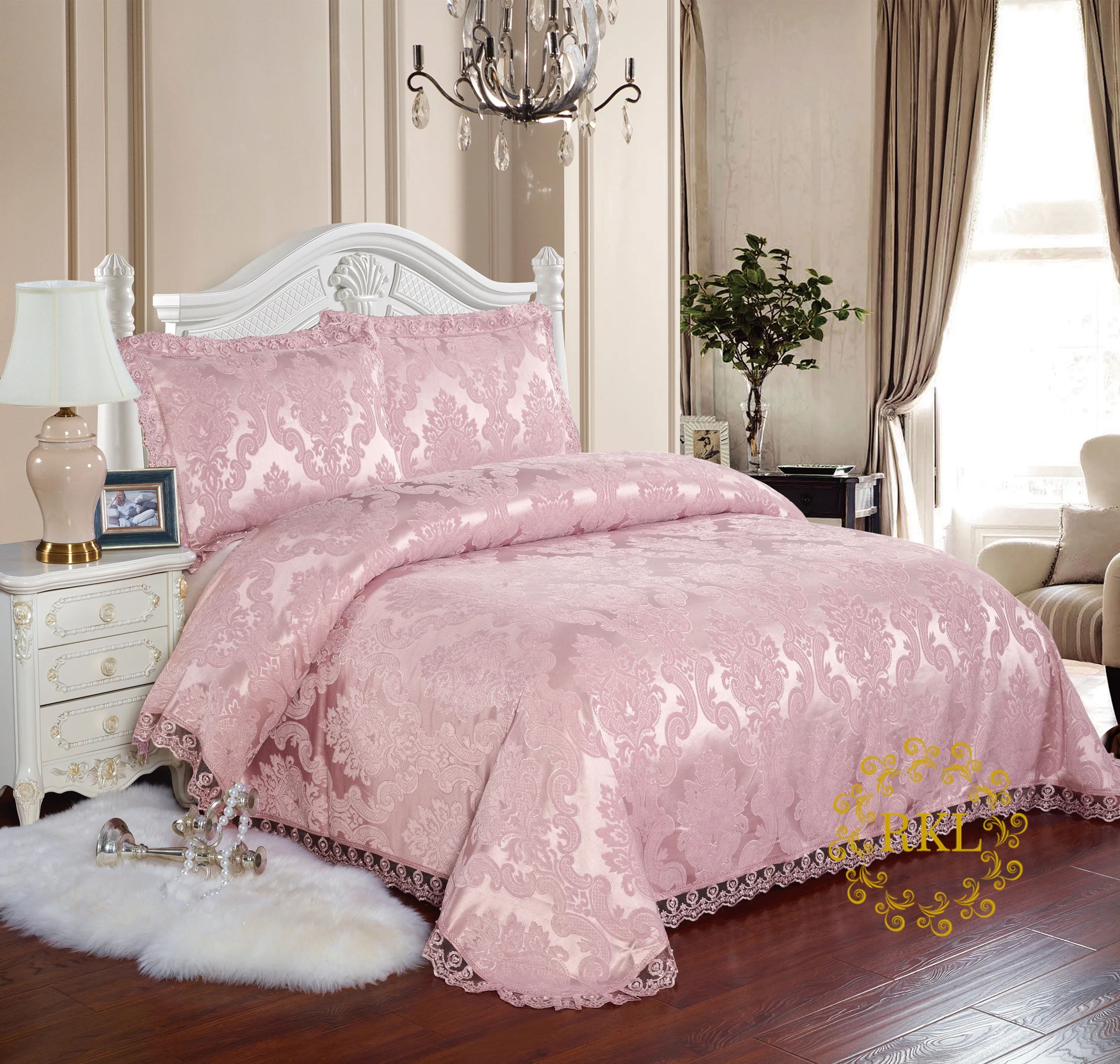 Amazon Hot Sell Chenille Lace King Size Quilting Bedspreads Polyester Quilted Coverlet Set Bedspread