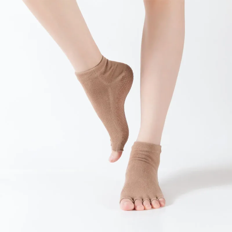 Fiona RTS High Quality Korean Ladies Toeless Sports Soft Women Bamboo Trampoline Non-slip Floor Pilates Yoga Socks