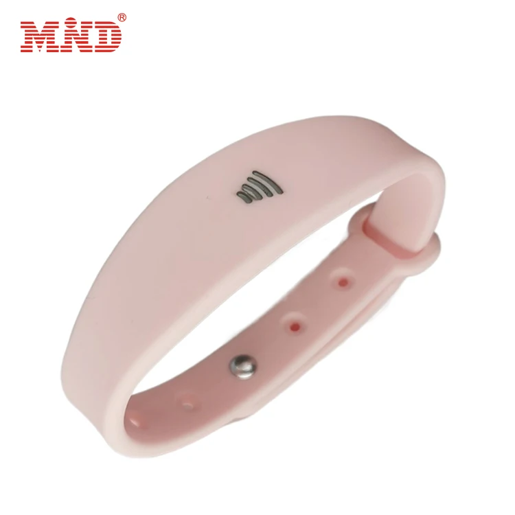 Custom reusable waterproof 13.56mhz HF rfid silicone nfc wristband for amusement park