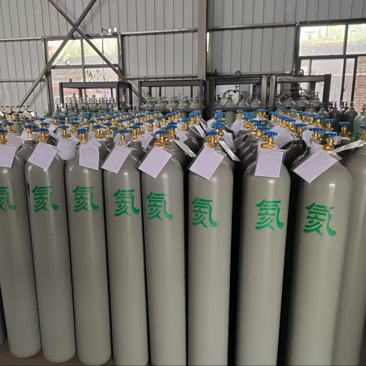 2025 New 150bar250bar Liquid Cryogenic Storage tank Helium Lift Vertical