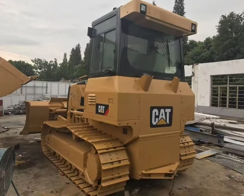 Бульдозер Cat D5K оригинальный бульдозер CAT гусеничный d5k в хорошем состоянии для продажи
