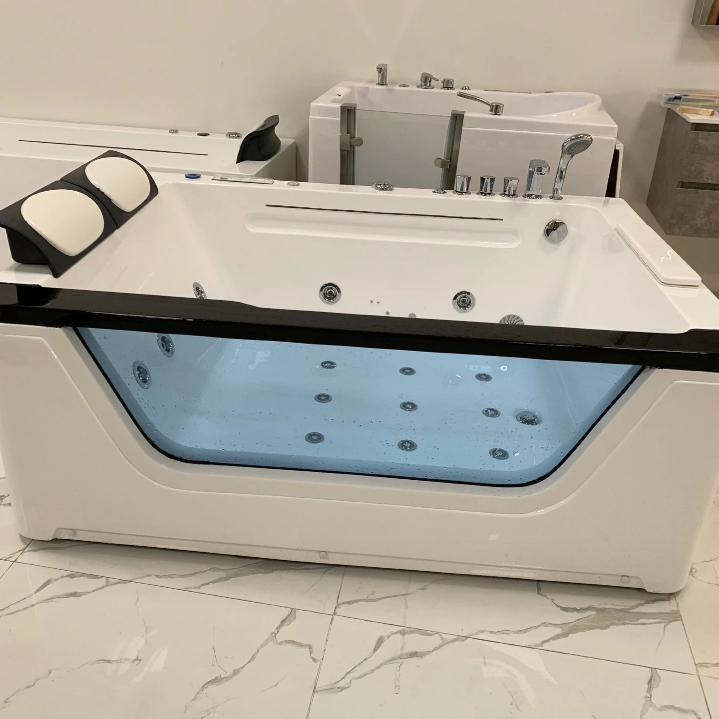 2 person whirlpool bathtub with TV  massage spa tub acrylic bathtub with waterfall