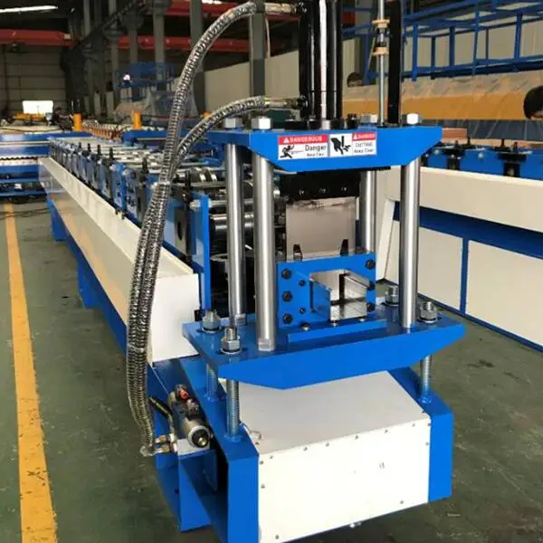 metallic rain gutter fabrication machine portable roll-forming