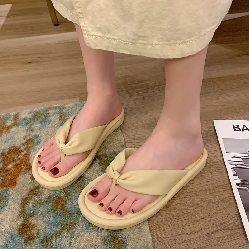 Fashion Ladies Platform Beach Flip Flops Casual Sandals Candy Color Non-Skid Soft Non-Slip Pvc Pu Rubber Flip-Flops Slippers