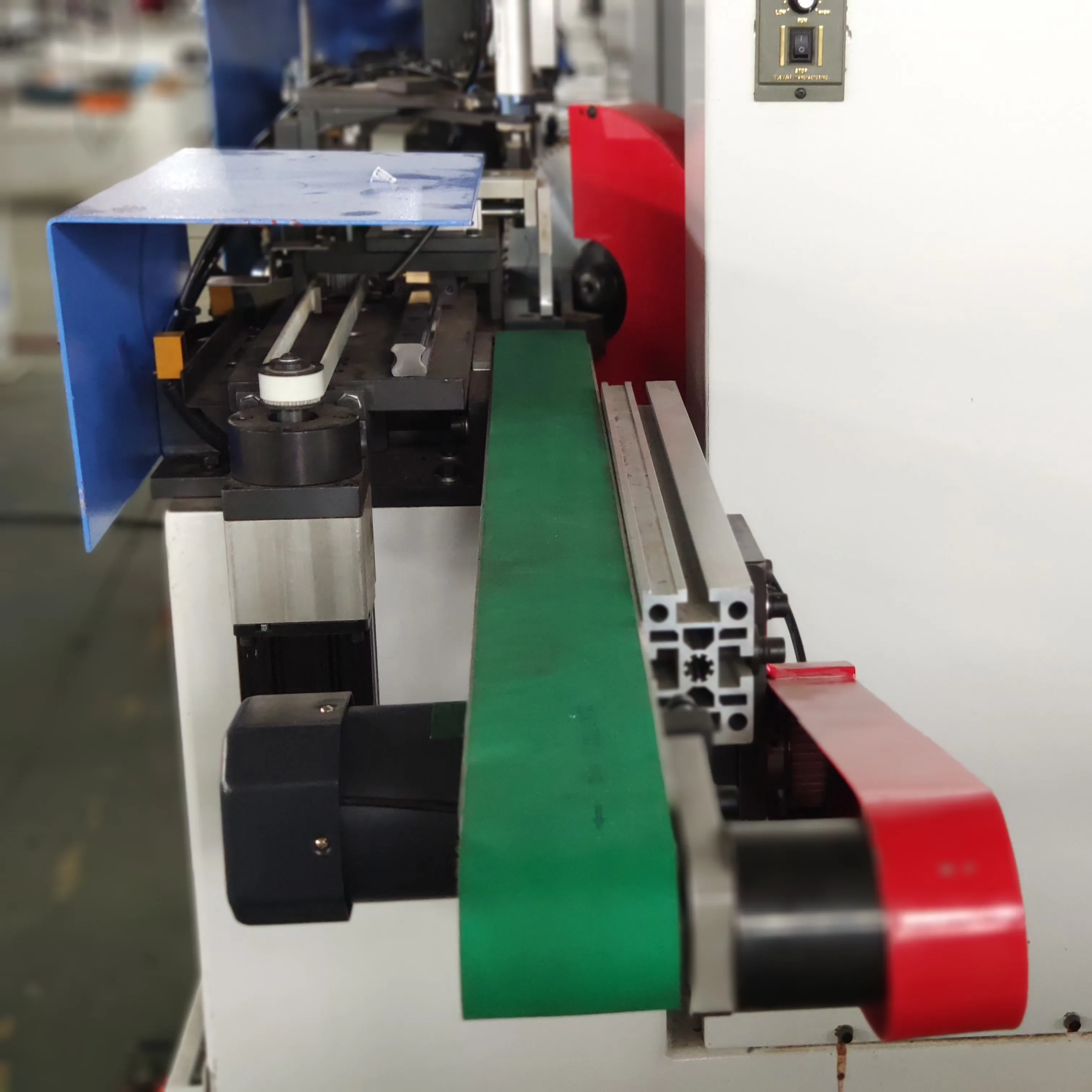 
Guaranteed quality High quality Cnc Wood Panel Cutting Machine 