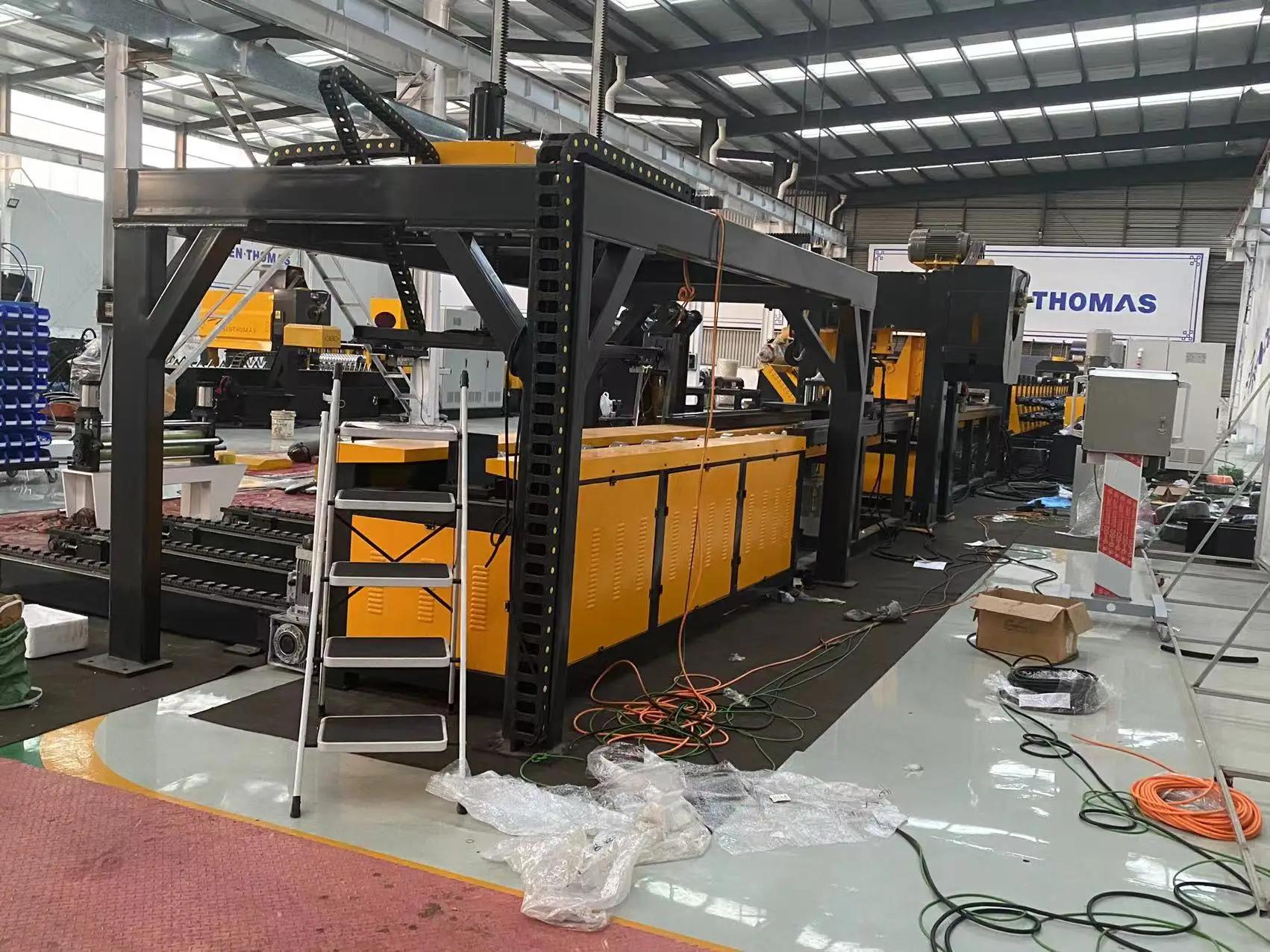 silo stiffener forming machine / Omega Channel Machine U Z C shaped Purline Processing Machine Automatic High Speed