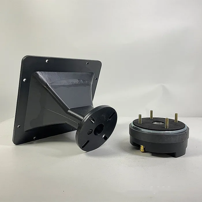 speakers horn.jpg