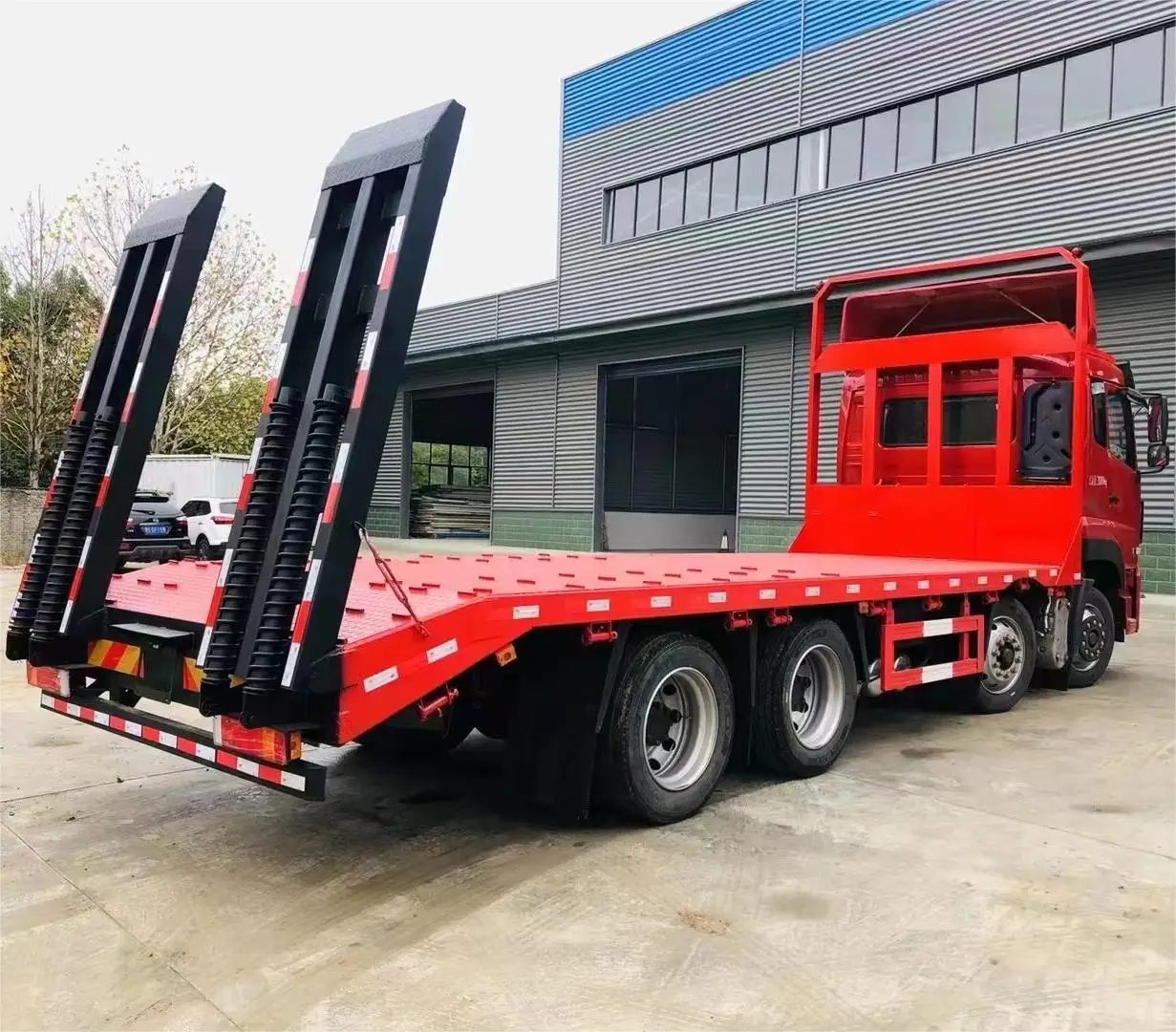 Dongfeng CLW 8*4 25ton 35ton 400hp эвакуатор Бортовой Грузовой грузовик