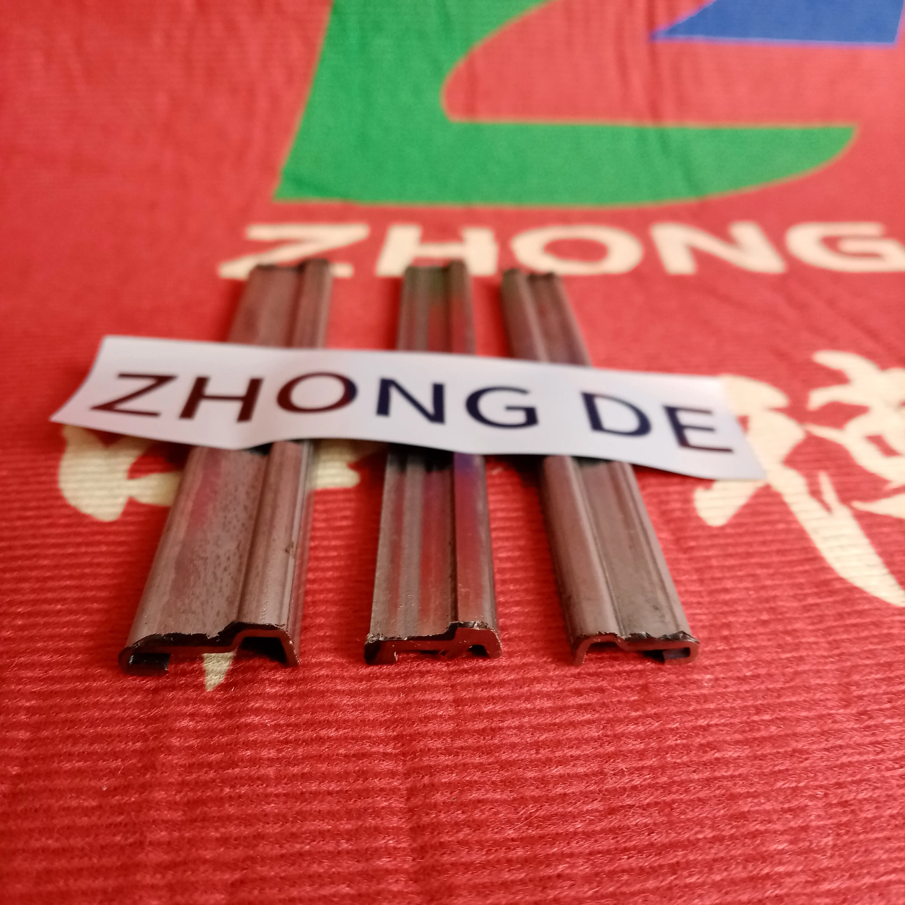 Rubber C2 wiper lip steel profile Pu flexible wiper lip