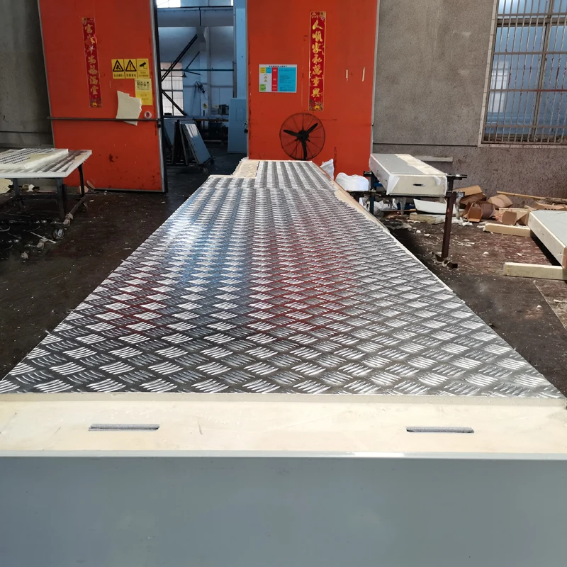 200mm  high  quality Non-slip aluminum plate PU sandwich panel   rice  meat  fruit freezer storage  walk in freezer