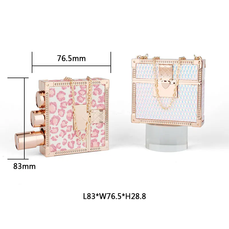 
2021 New Design square shape luxury 3 in 1 gold lipstick tube cosmetic makeup lipstick with chain 