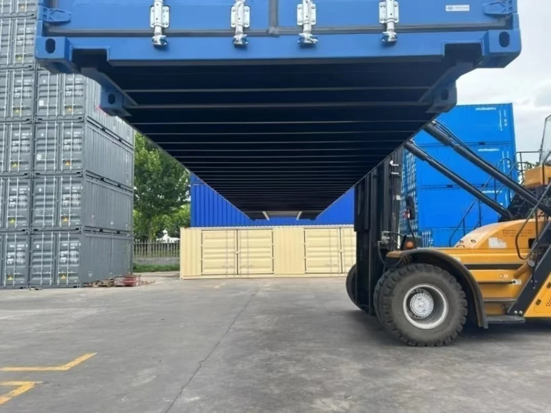 45HC   New 45-foot High Cube container  Shipping container   Customized container