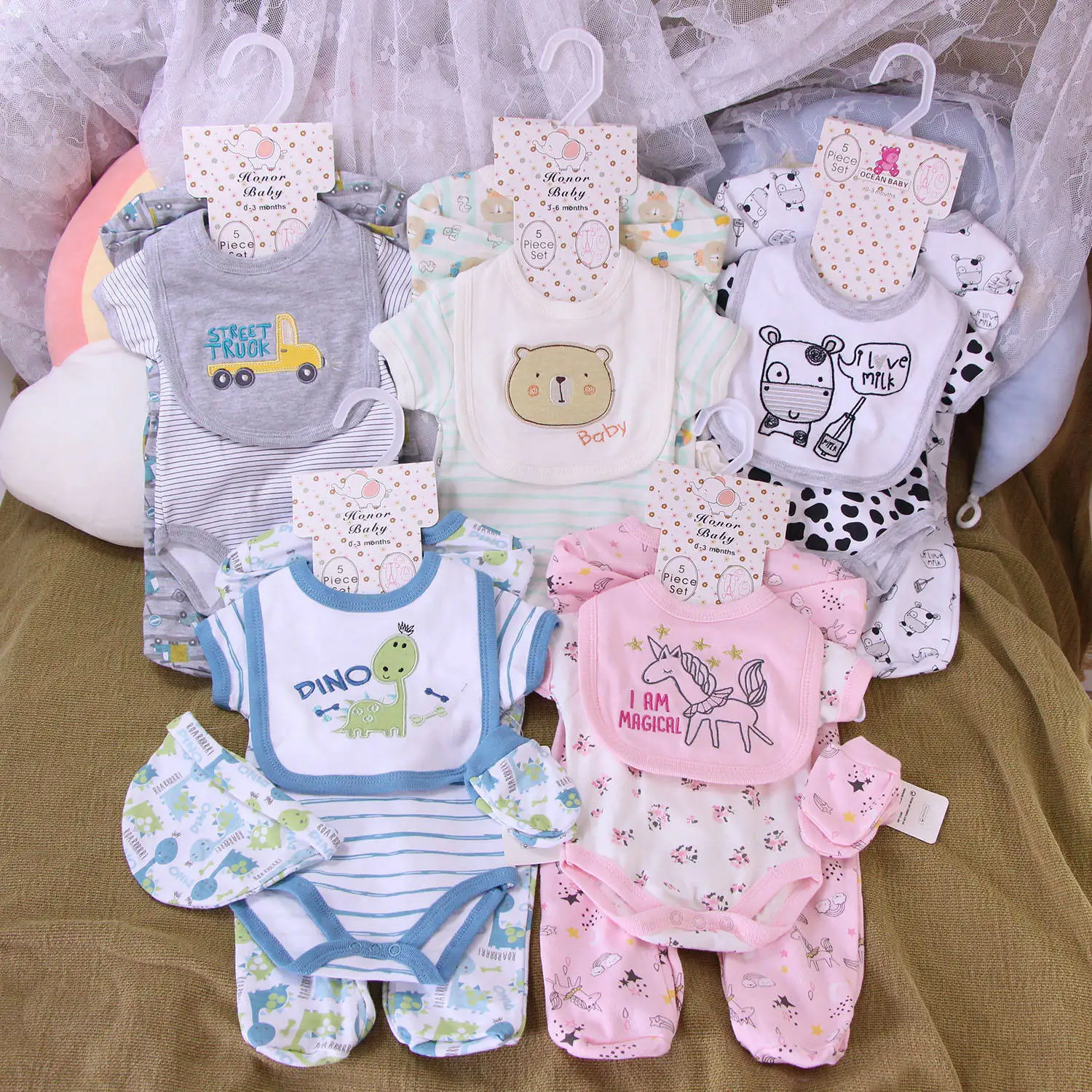 100% Cotton Bodysuit Gift Set for Girls and Boys 5pcs Cute Animal Pattern Romper Boutique Newborn Baby Clothes for 0-3 Months