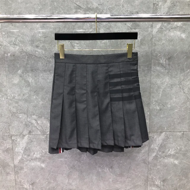 
TB THOM Pleated 4-Bar Black Stripe Mini Skirt For women Fashionable Brand Casual Slim Fit Custom 