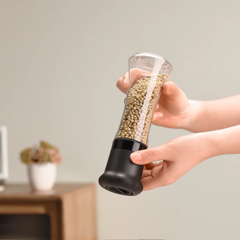 Chef-Hat Design 180ML Container Manual Salt and Pepper Glass for Super Markets