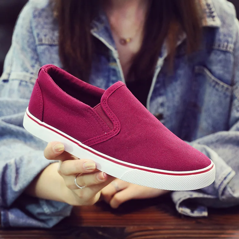 Wholesale Ordinary Plus Size Plimsolls Flat Ladies Shoes Red Flat Slip On Sneakers Custom OEM Men Casual Canvas Shoes  Women