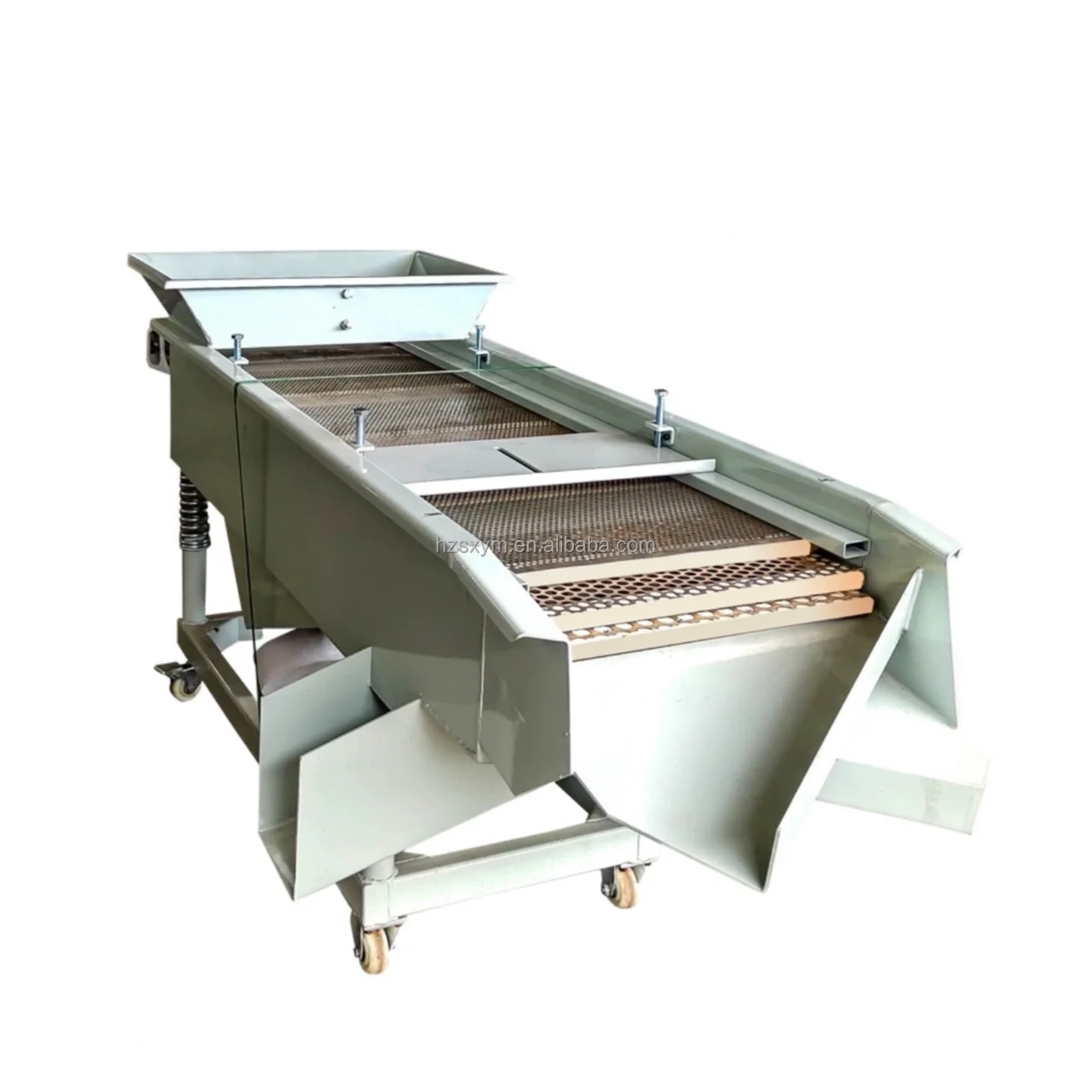 Easy to operate linear Small vibrating screen sieve machine for sifting macadamia kernel corn rice beans